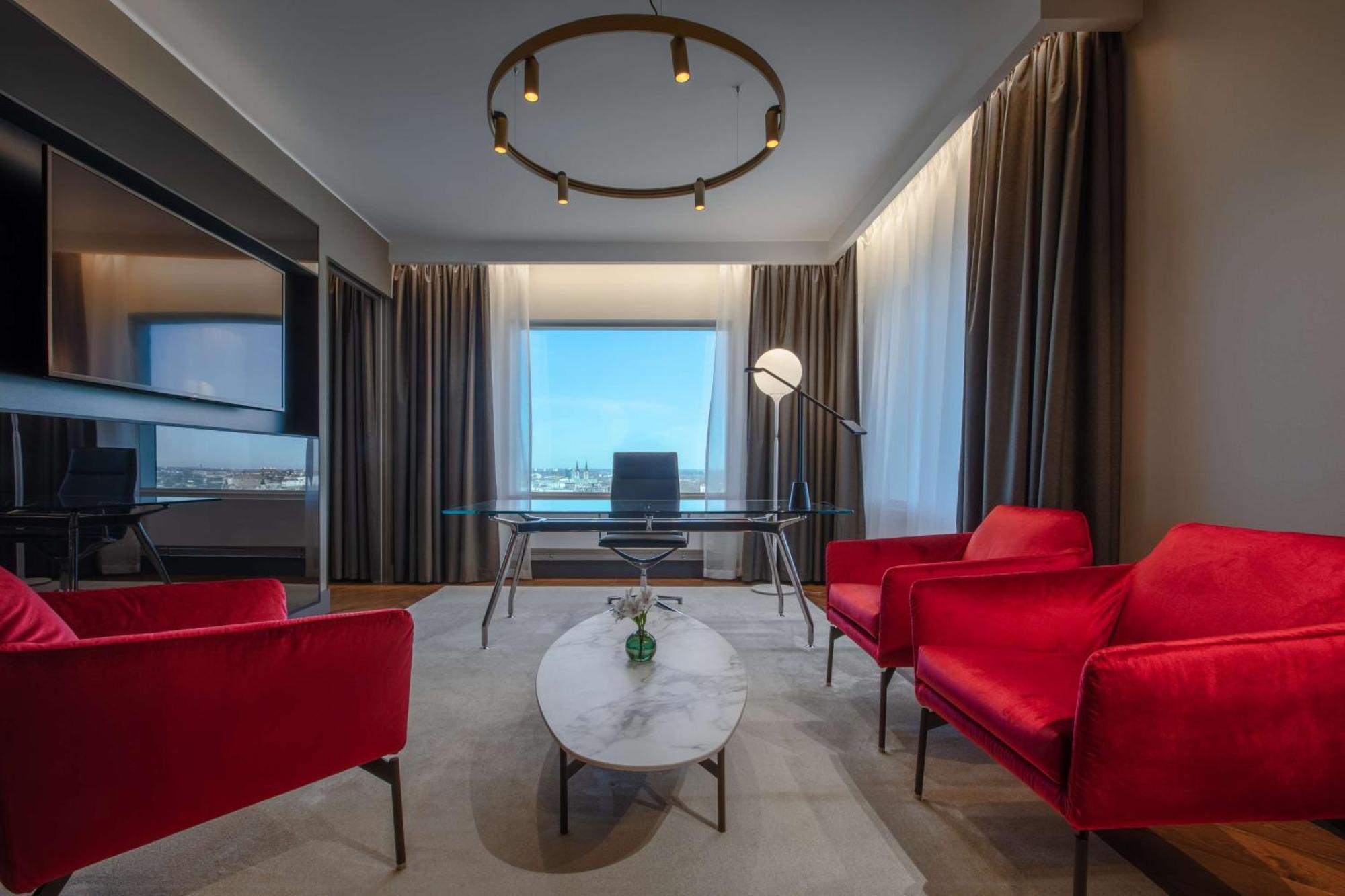 Hotel Radisson Collection Hotel, 5*